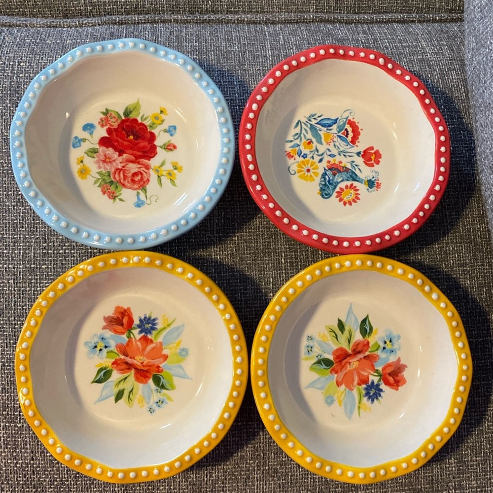 Mini pie plates (4) - The Pioneer Woman